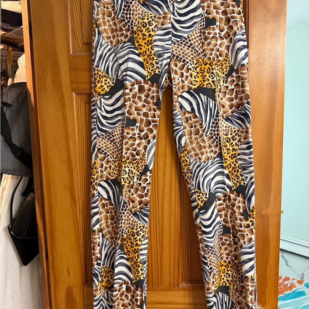 Cache Multicolor Animal Print Slacks with front zip closure